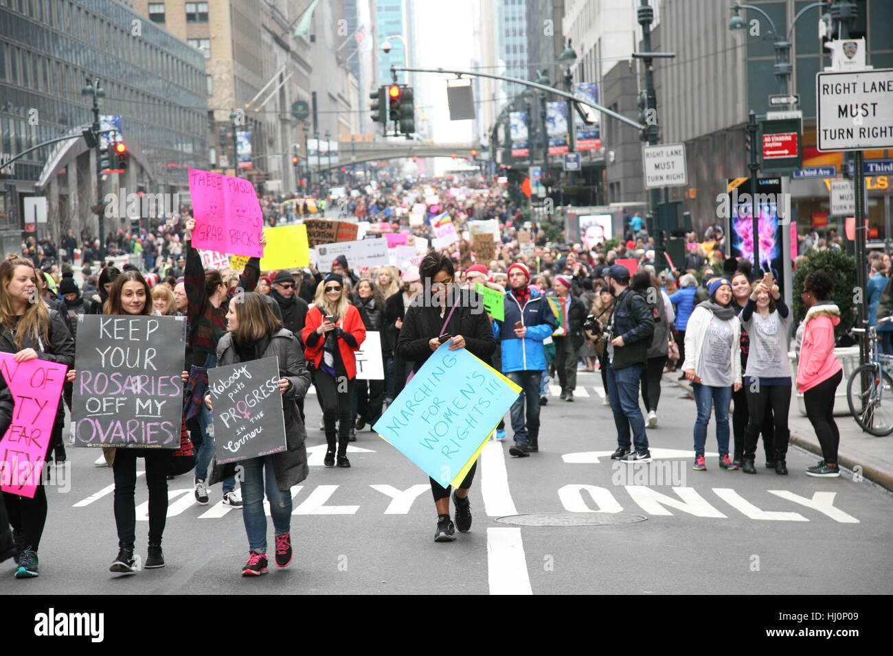 Tens of Thousands Attend Women’s March In New York Stock Photo - Alamy