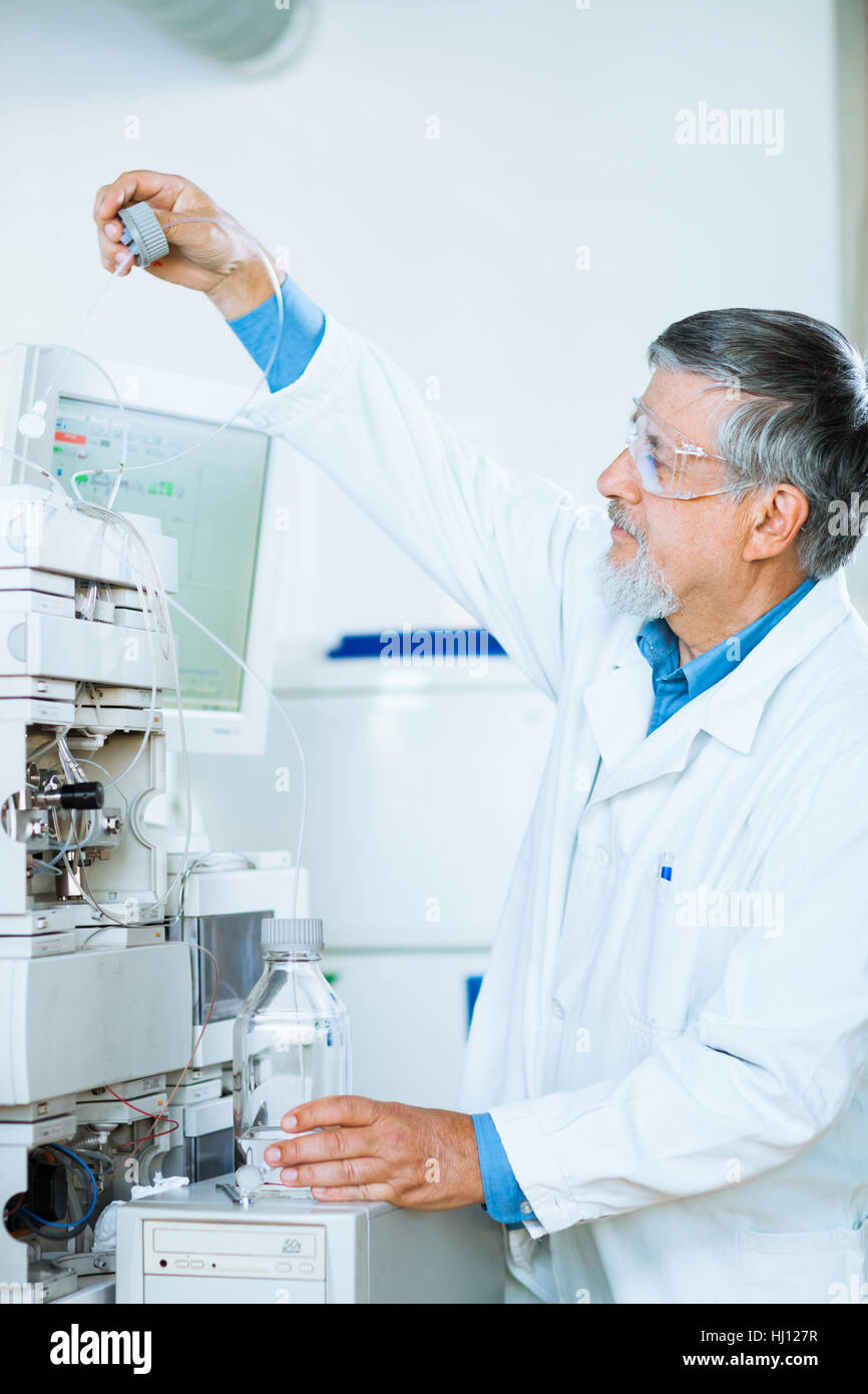 experiment, science, research, chemist, laboratory, chemistry, beaker