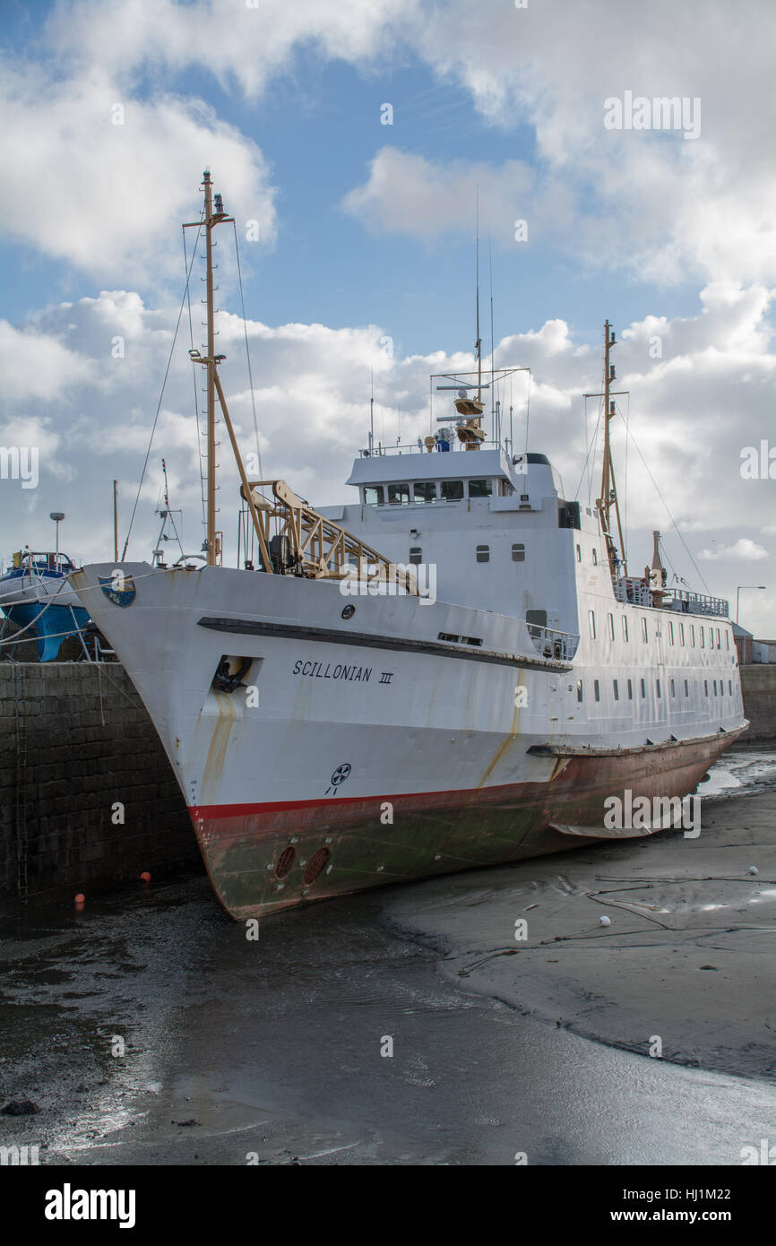 Scillonian 3 at Penzance Harbour at low tide Stock Photo