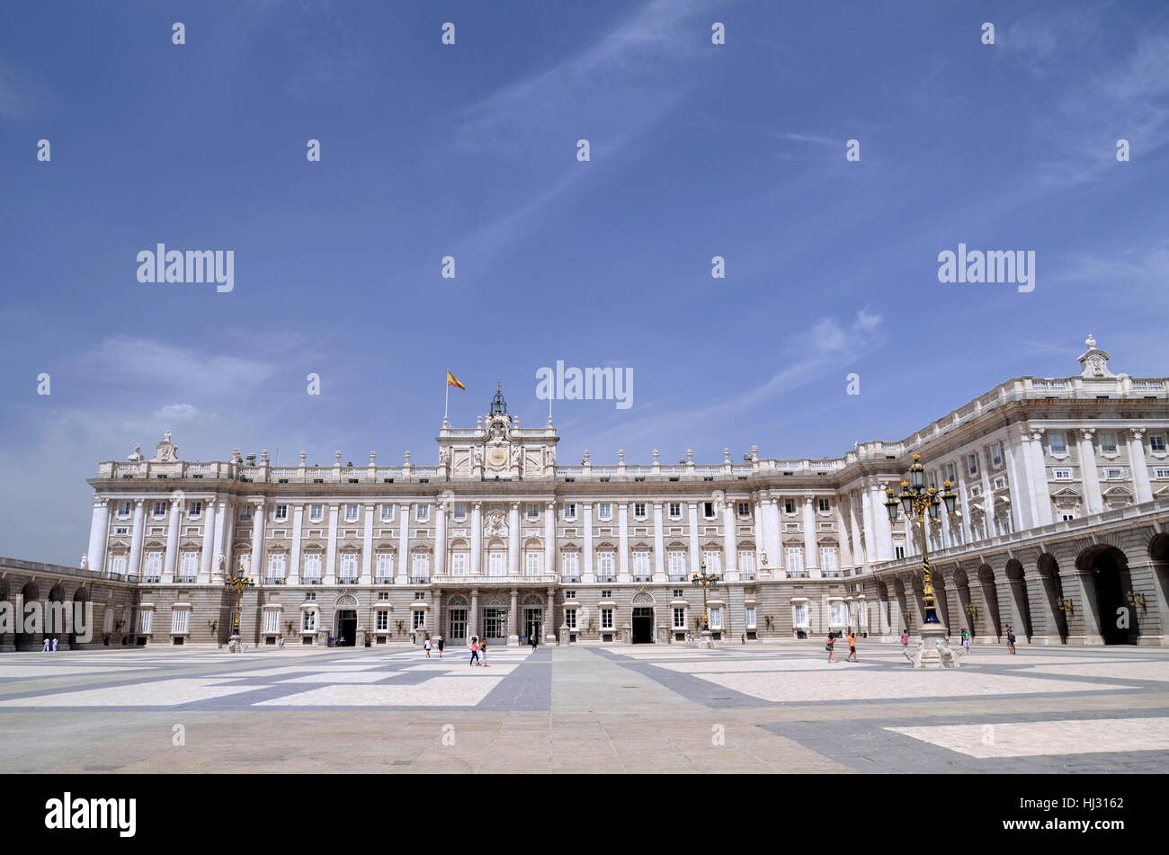 travel, attraction, spain, palace, madrid, emperor, king, monarch
