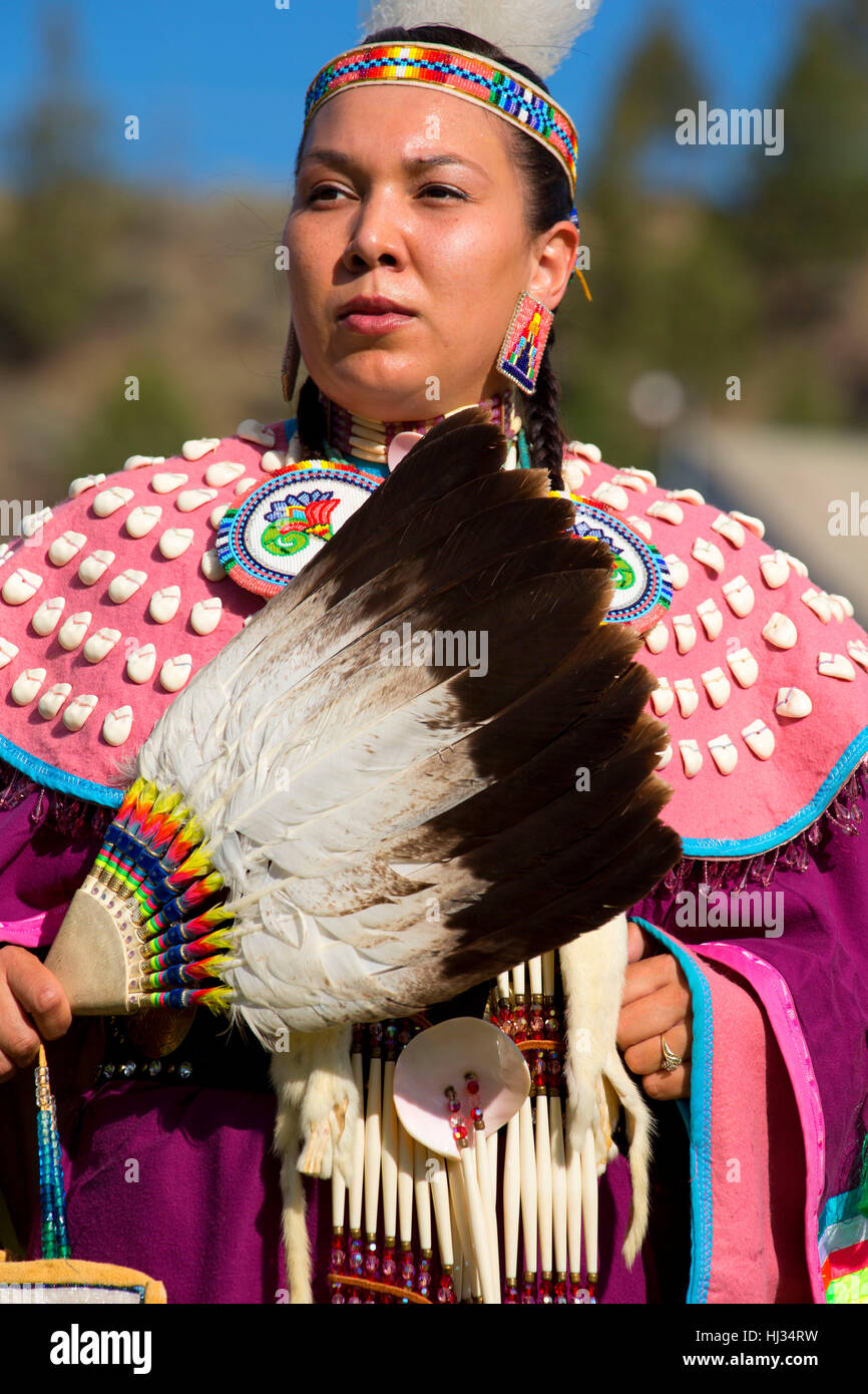 Woman in regalia, Pi-Ume-Sha Treaty Days, Warm Springs Indian ...