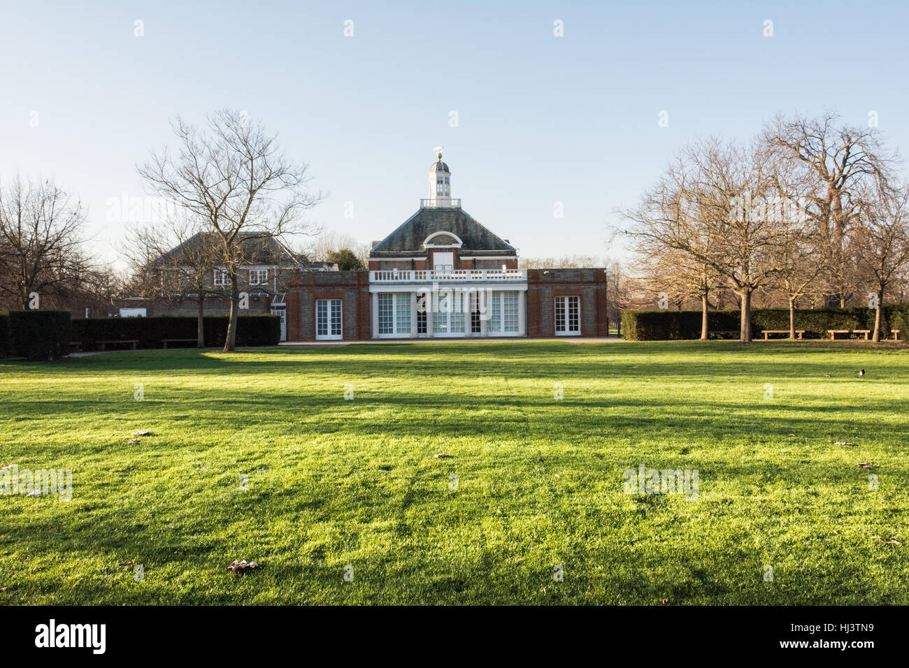 The Serpentine Gallery in London's Hyde Park, UK Stock Photo