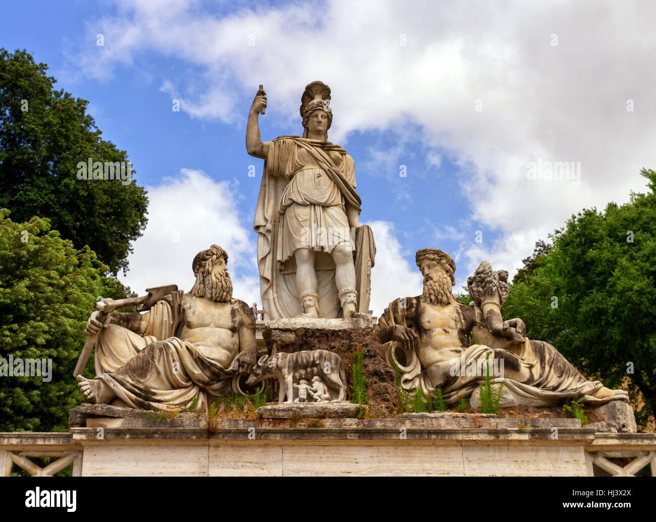Fountain of the goddess roma hi-res stock photography and images - Alamy