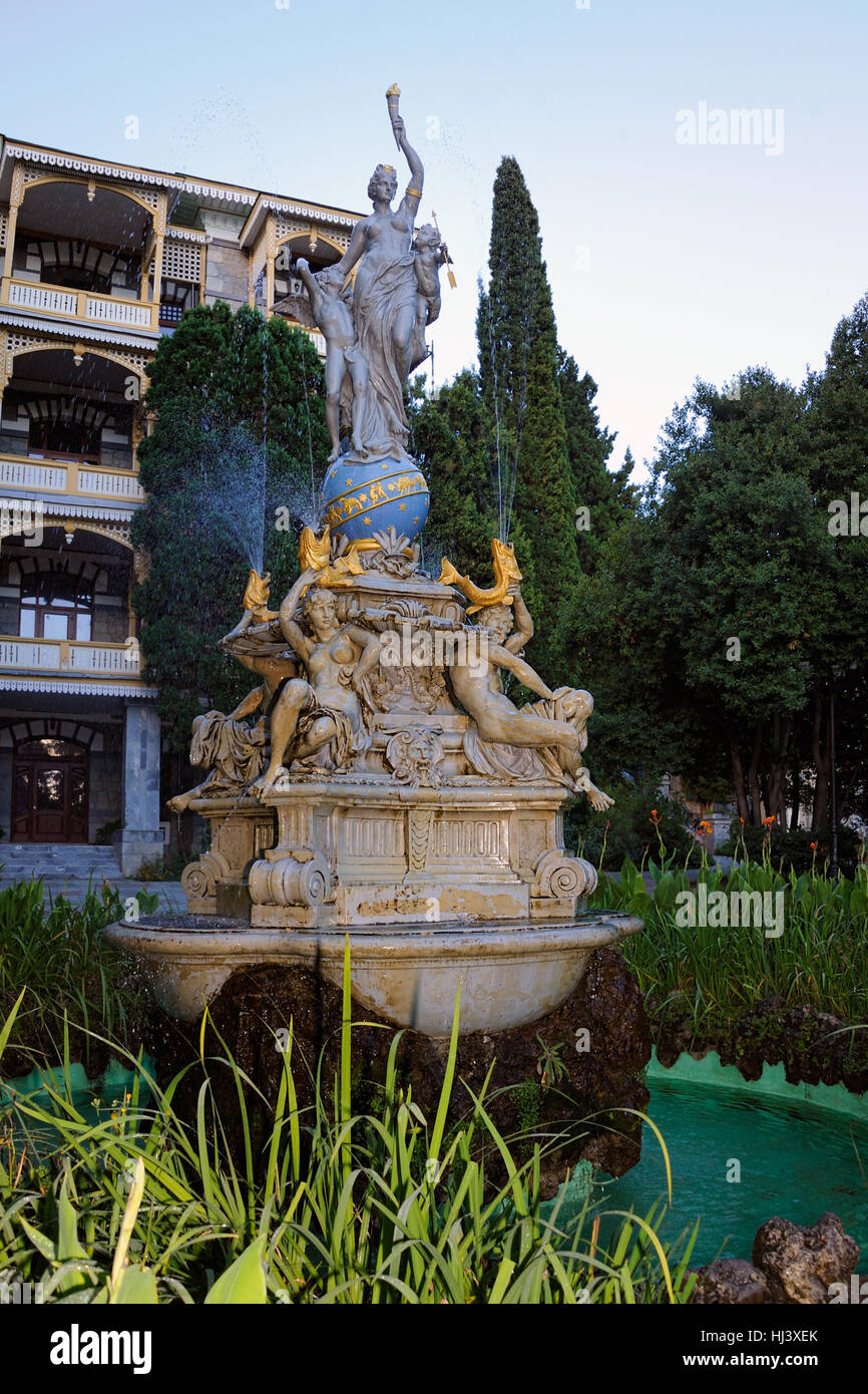 Goddess fountain hi-res stock photography and images - Alamy