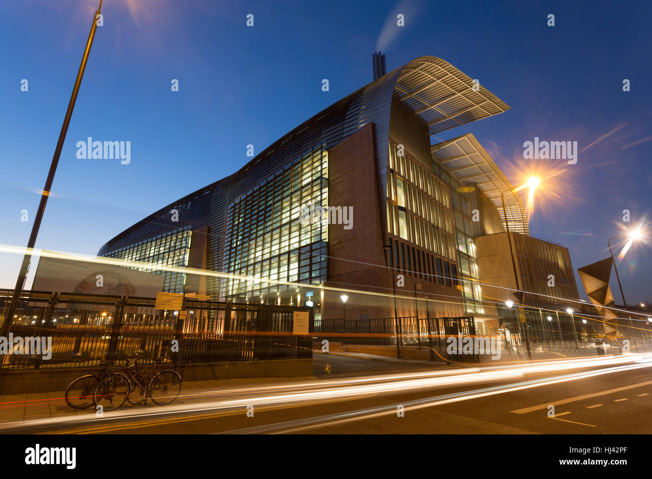 Francis Crick Institute, Camden, London, UK Stock Photo Alamy