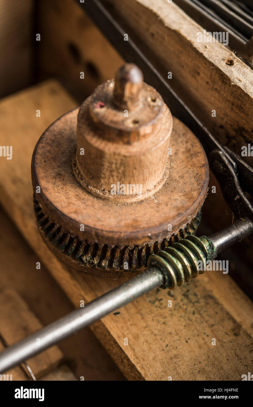 Worm wheel hi-res stock photography and images - Alamy