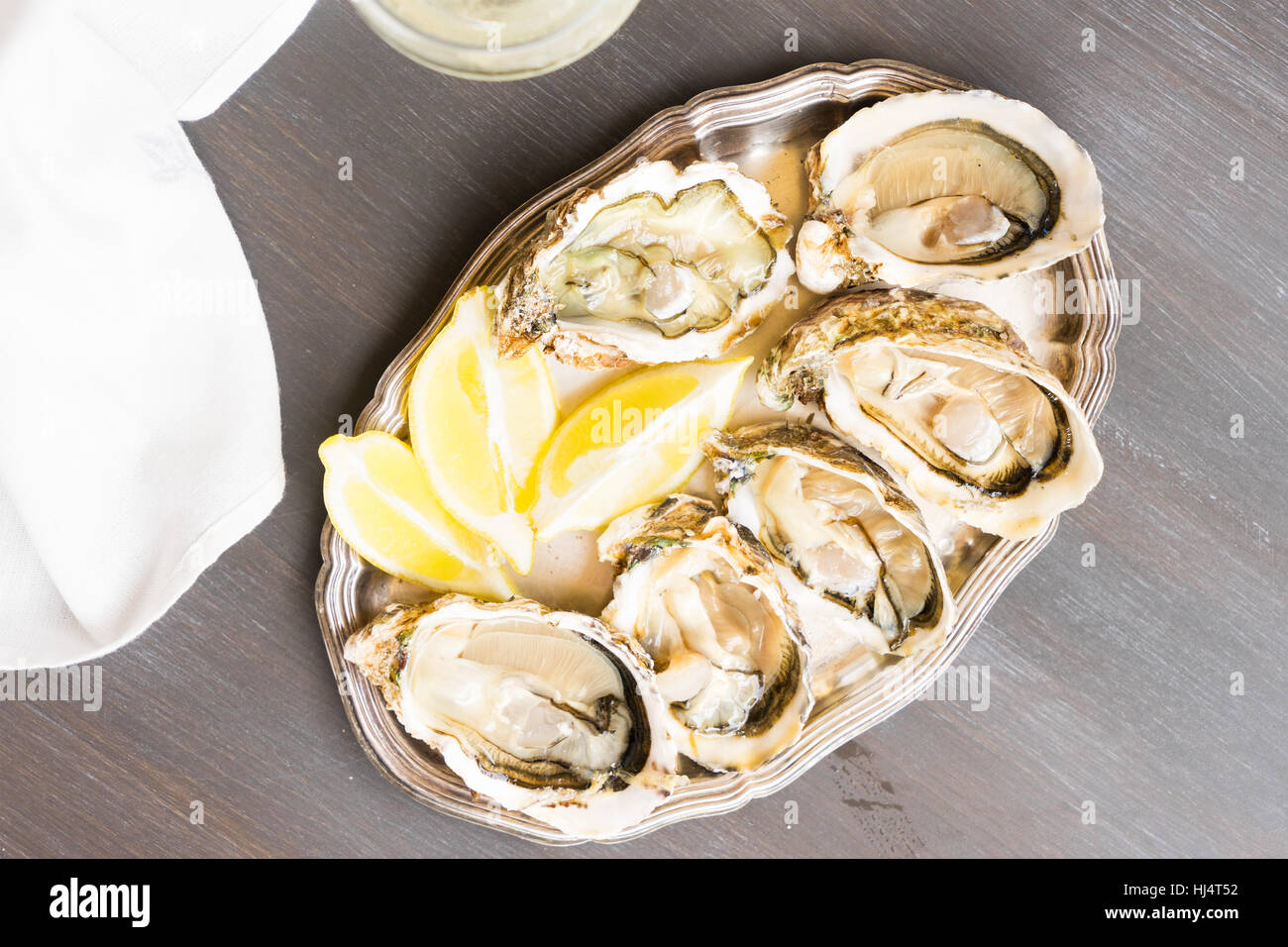 Raw oysters shells Stock Photo Alamy