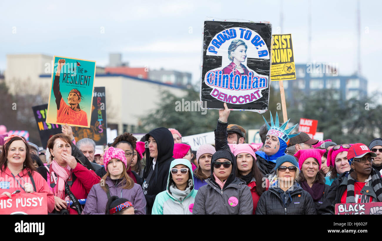 Seattle, United States. 21st Jan, 2017. Seattle, Washington: Pre-march rally at Judkins Park. Over 100,000 supporters attended the Womxn's March on Seattle on January 21, 2017 in solidarity with the national Women's March on Washington, DC The mission of the silent march is to bring diverse women together for collective action. Credit: Paul Gordon/Alamy Live News Stock Photo