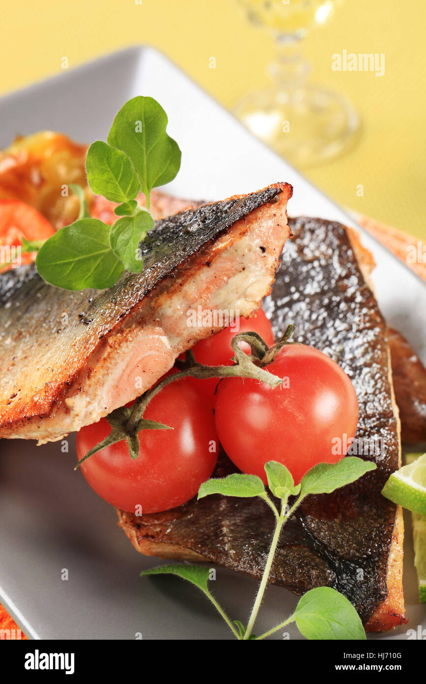 food, aliment, detail, skin, silver, angle, fish, plate, vegetable, trout, Stock Photo