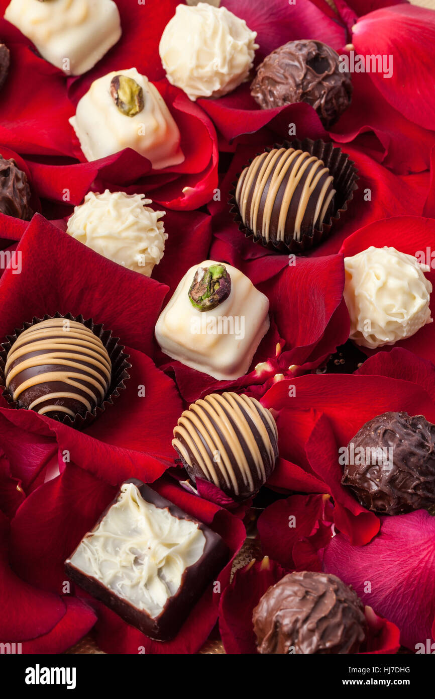 Roses chocolates hires stock photography and images Alamy