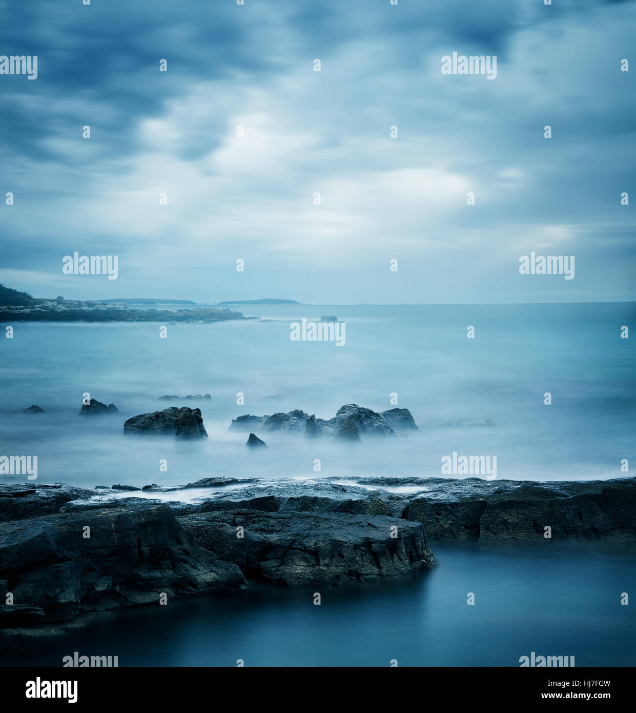 Dark blue cold sky hi-res stock photography and images - Alamy