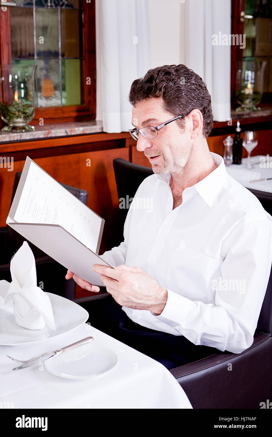 woman and man having dinner in restaurant Stock Photo - Alamy