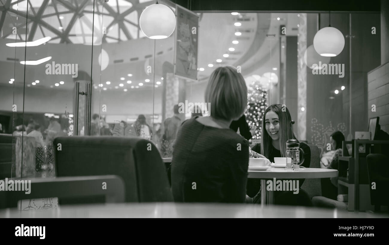 Friends Food Court High Resolution Stock Photography And Images Alamy