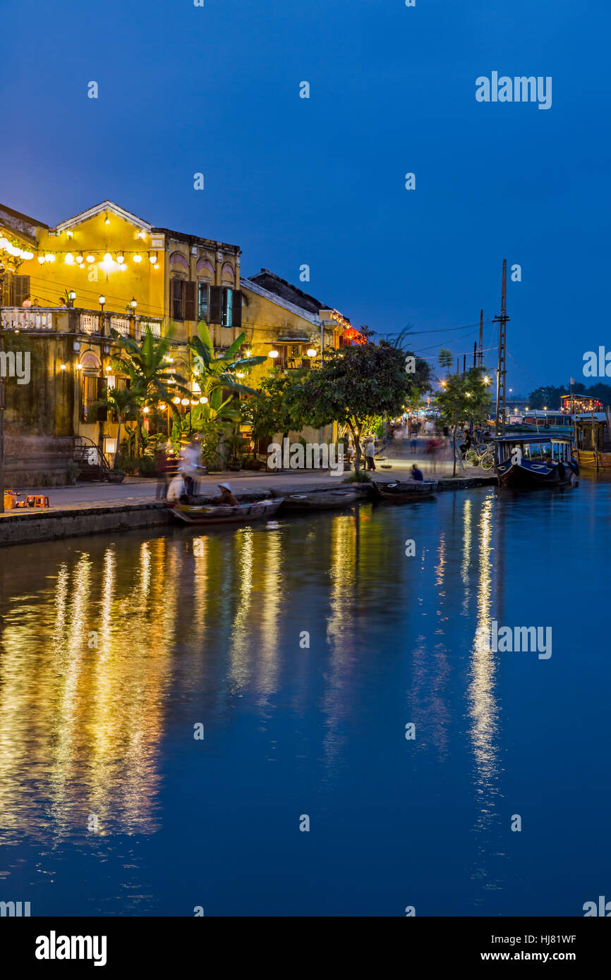 Street scene and Thu Bon River, Hoi An, Vietnam Stock Photo
