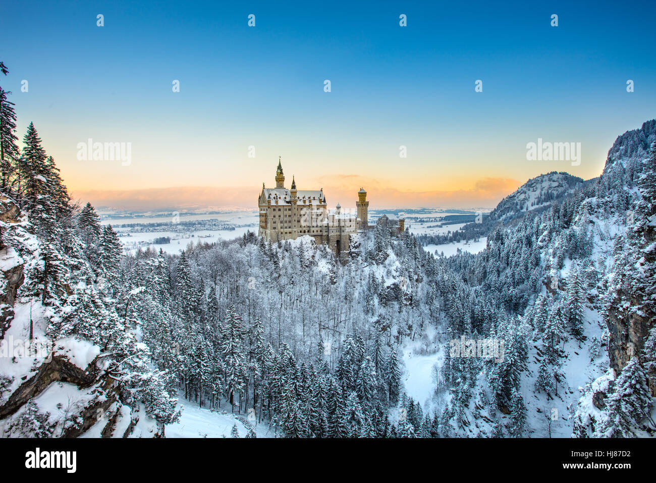 Neuschwanstein Castle Sunset Snow Hi res Stock Photography And Images neuschwanstein-castle-sunset-snow-hi-res-stock-photography-and-images