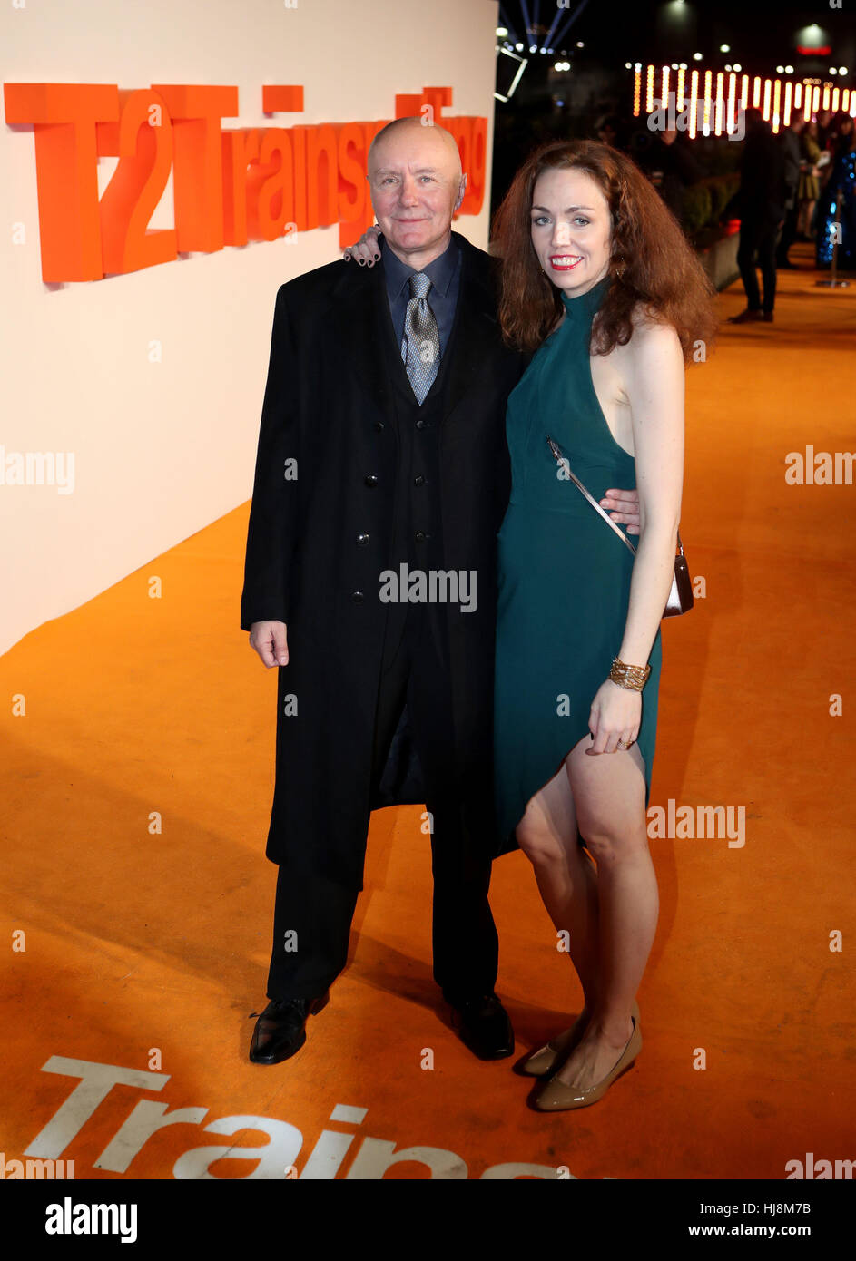 Irvine Welsh and Beth Quinn arriving at the world premiere of Trainspotting  2 at Cineworld in Edinburgh Stock Photo - Alamy