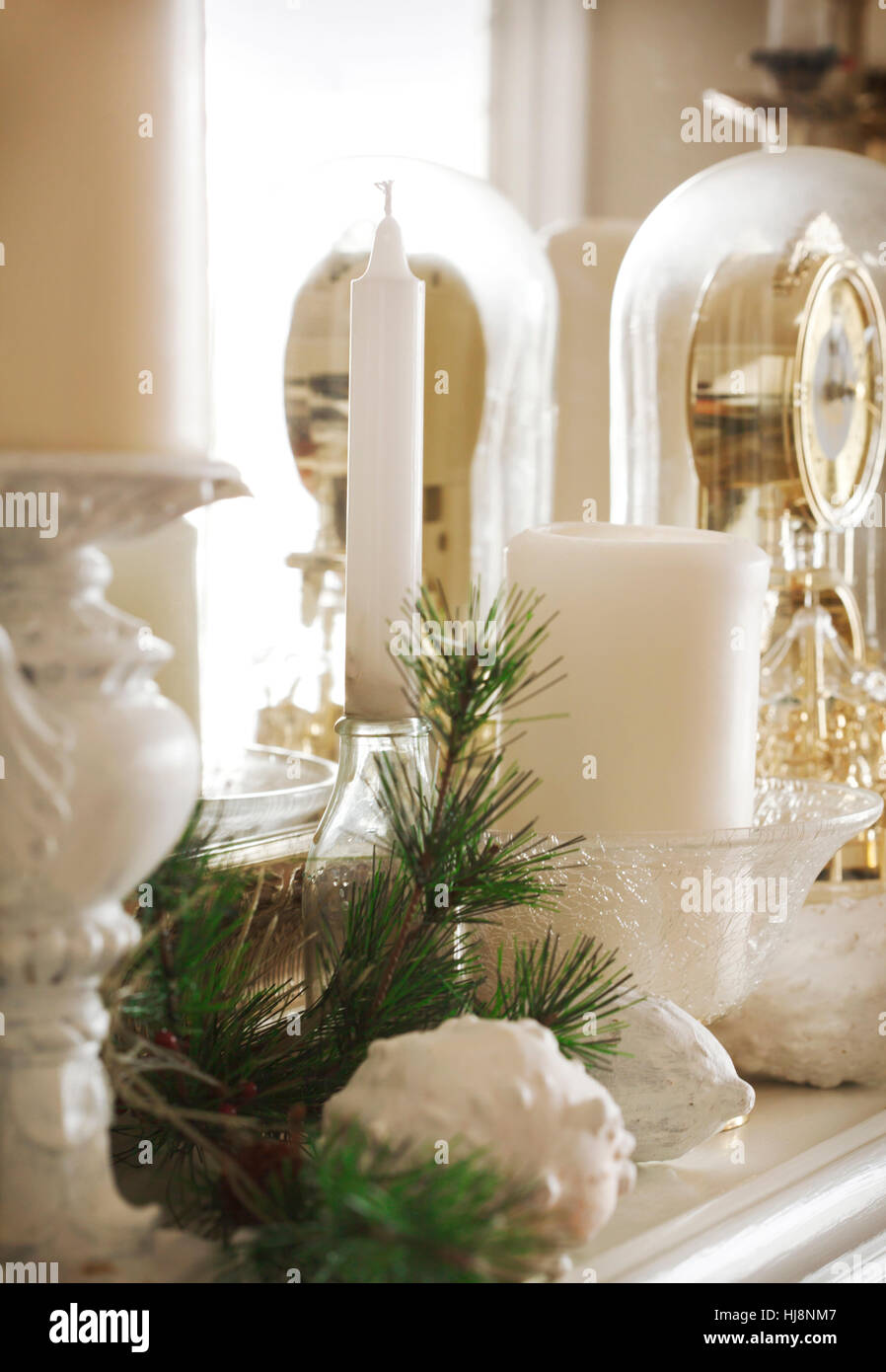 Mantelpiece hires stock photography and images Alamy