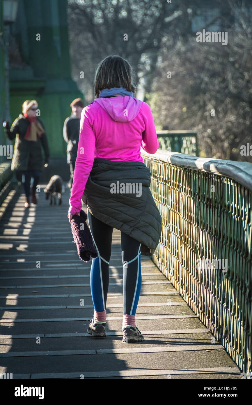 walking tracksuit bottoms