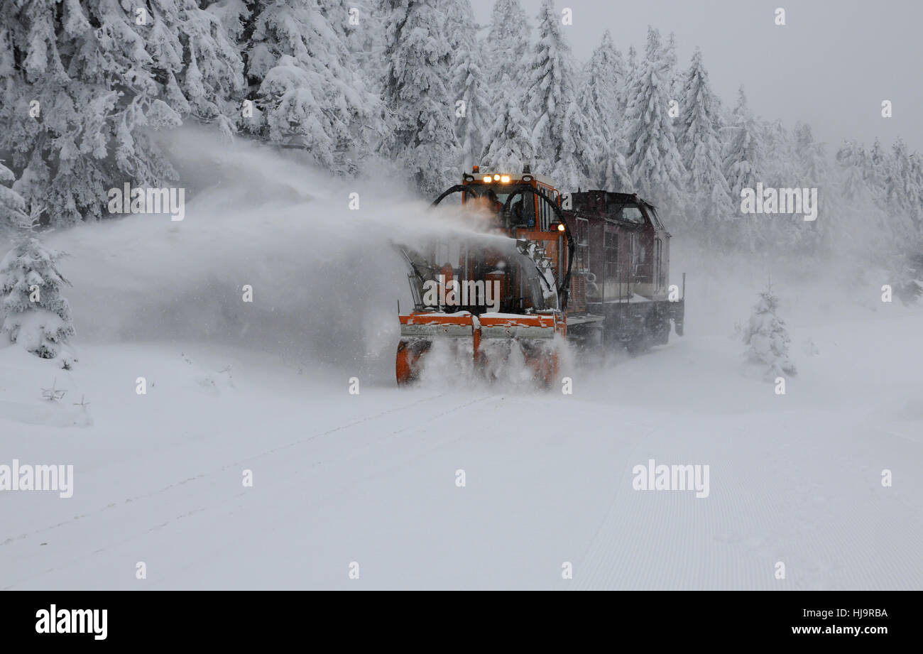 Schneeschleuder hi-res stock photography and images - Alamy