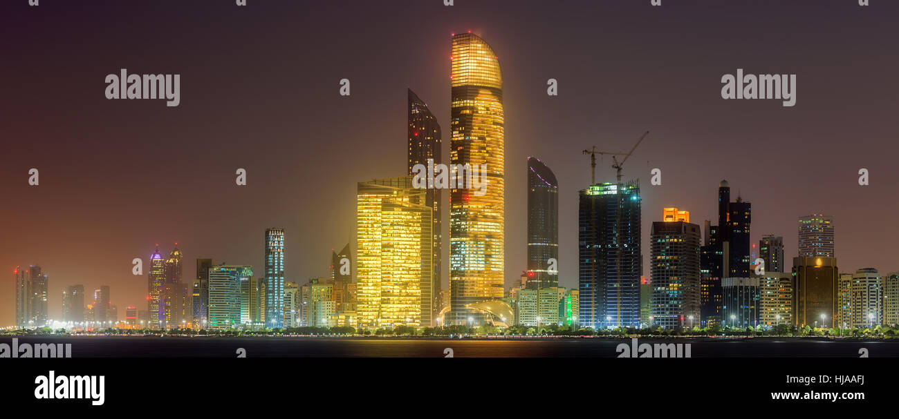 Abu Dhabi Skyline Stock Photo - Alamy