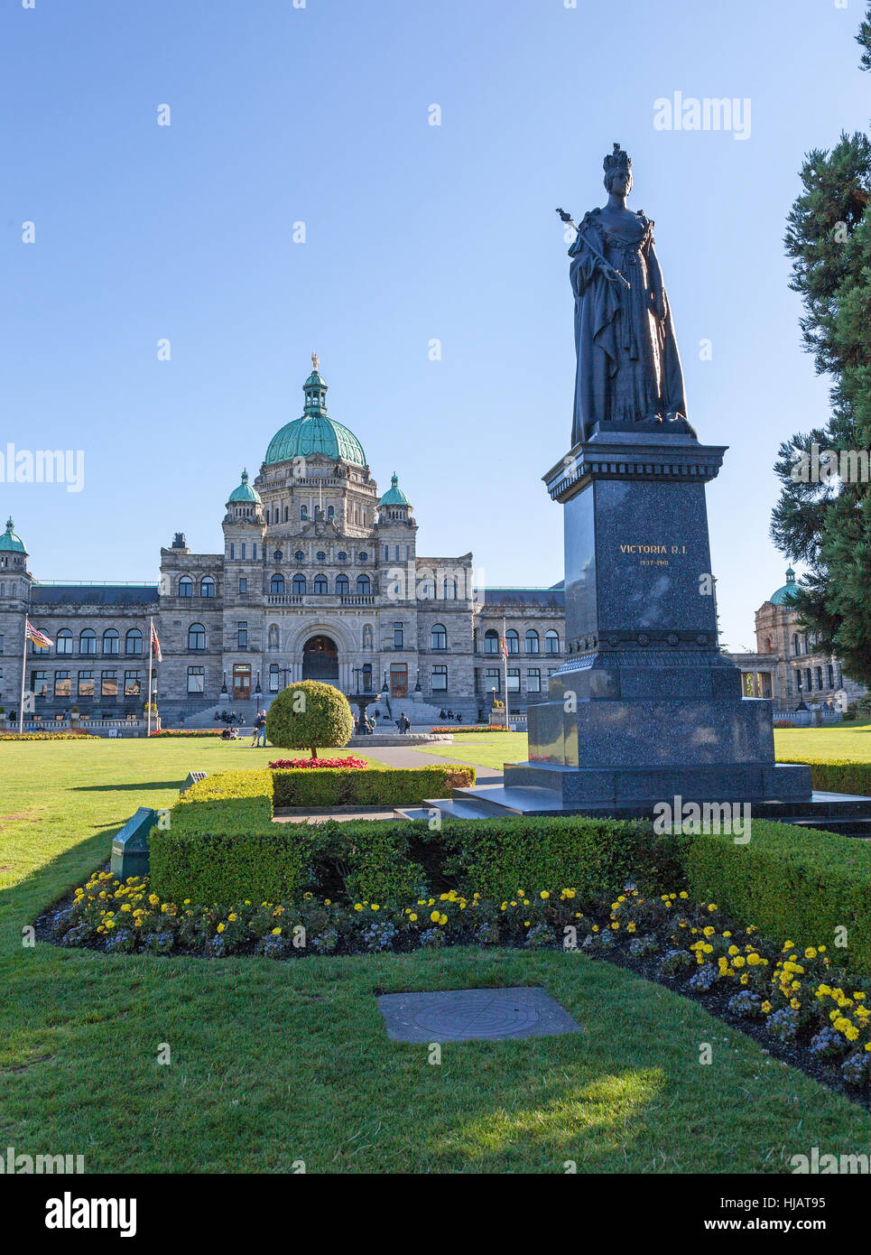 Statue of Queen Victoria outside the British Columbia Parliament