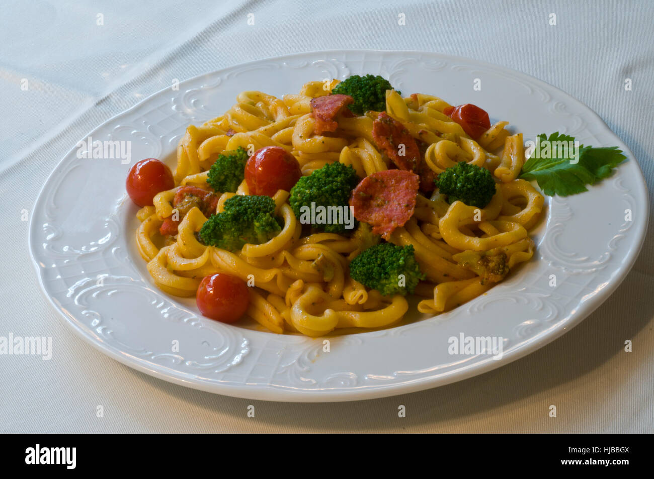 europe, greece, athens, kolonaki, tutti a tavola, restaurant, italian