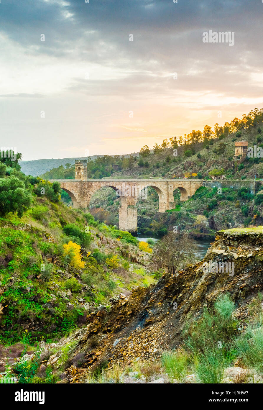 Roman bridge over the Tajo river in Alcantara, Caceres province,Extremadura, Spain Stock Photo
