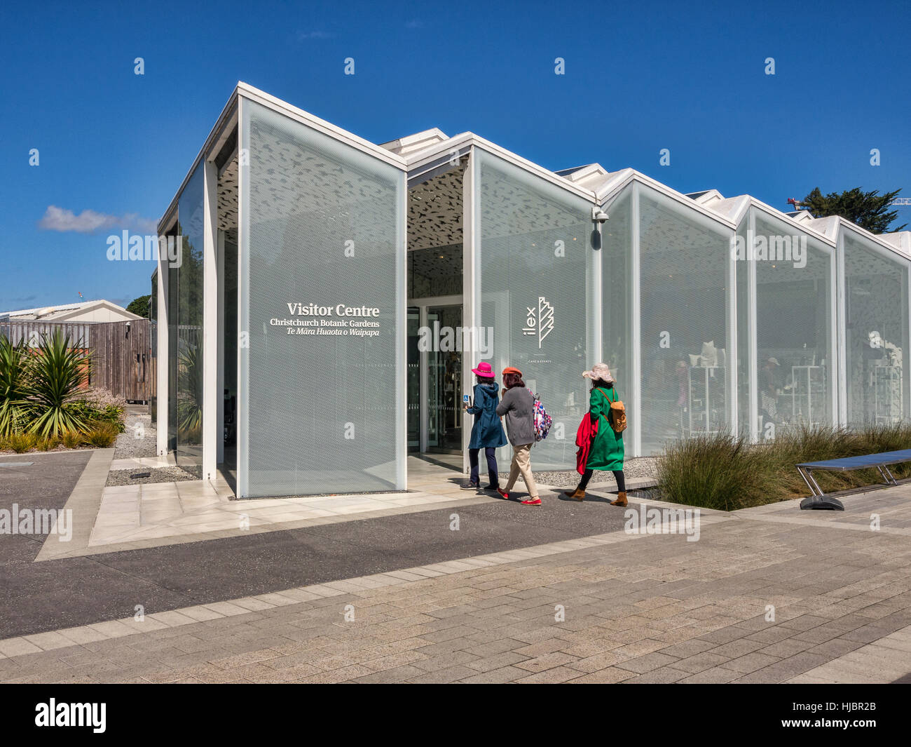 Visitors entering the new Visitor Centre, opened in 2014, in the Botanic Gardens, Christchurch, New Zealand. Stock Photo