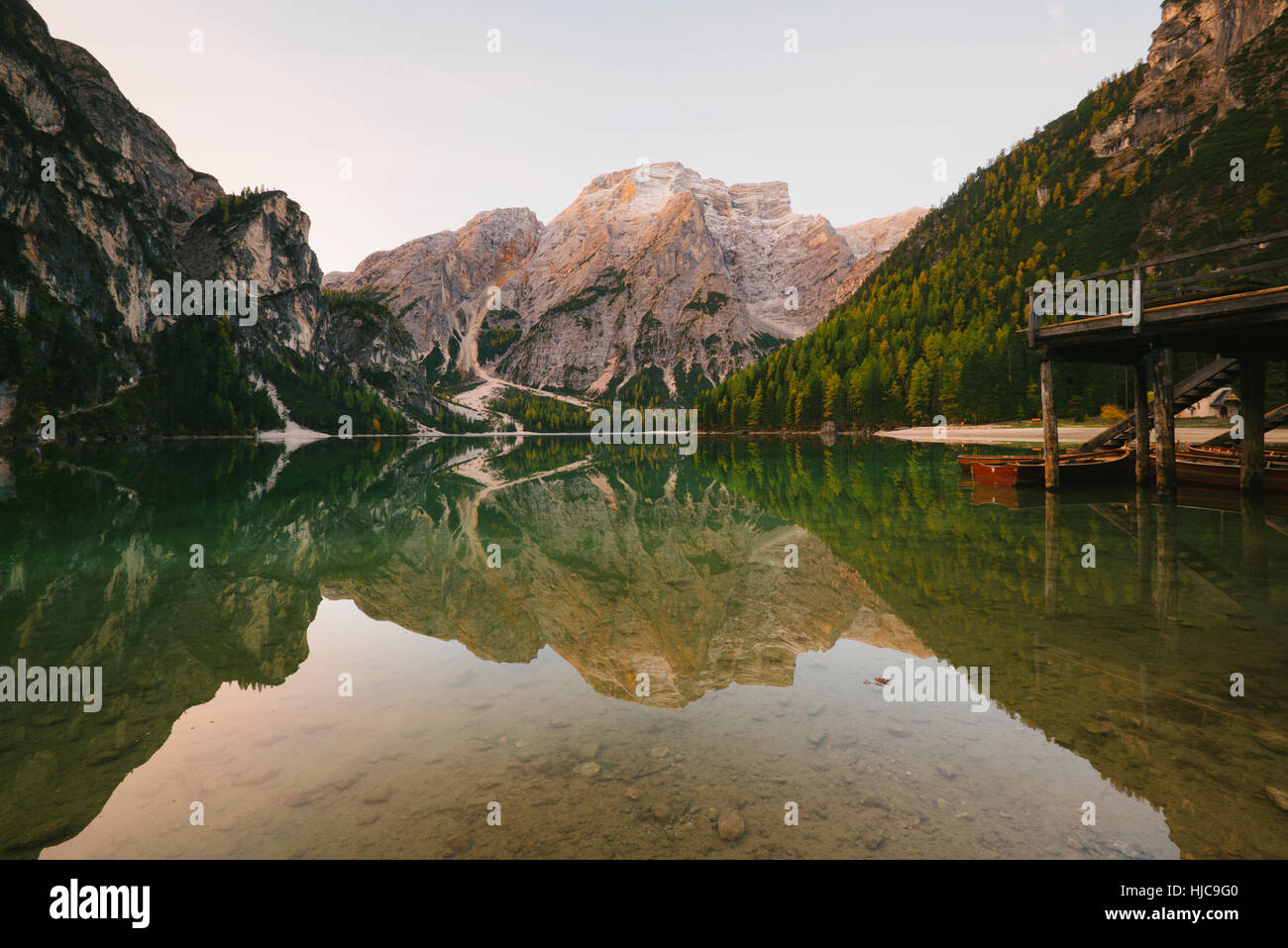 Lago di Braies, Dolomite Alps, Val di Braies, South Tyrol, Italy Stock Photo