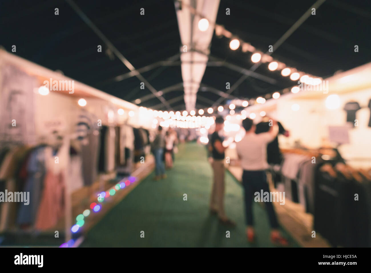People walking blurry hi-res stock photography and images - Alamy