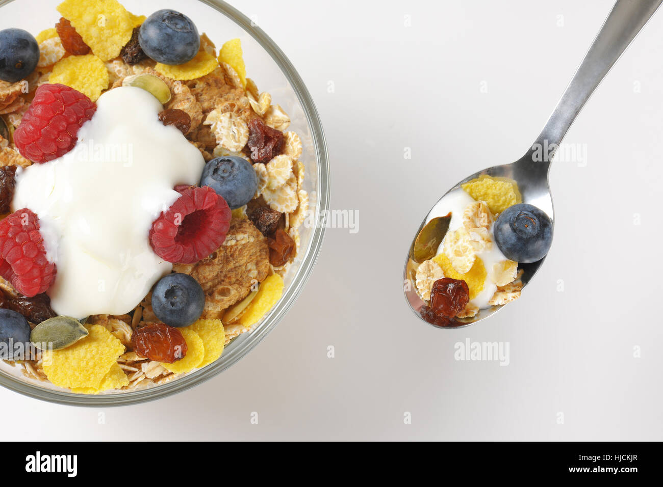 Corn Flakes Yoghurt & Berry Bowl