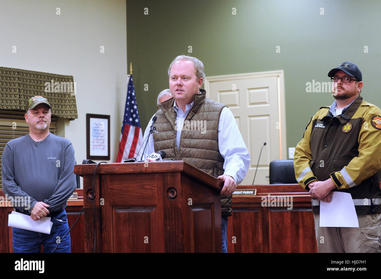 Adel, USA. 23rd Jan, 2017. Cook County, officials give a media