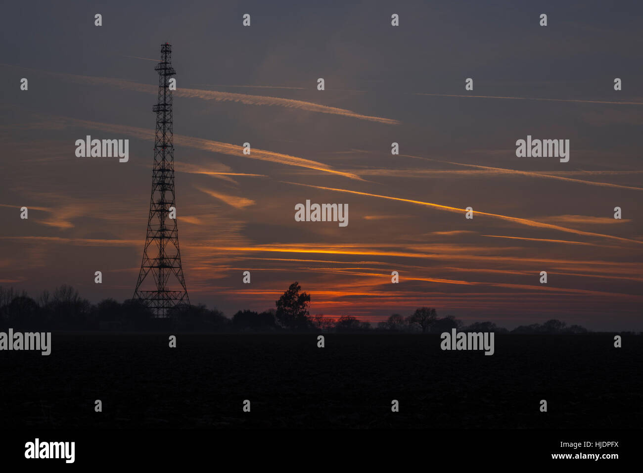 The Great Baddow Tower / Mast chain home Stock Photo Alamy