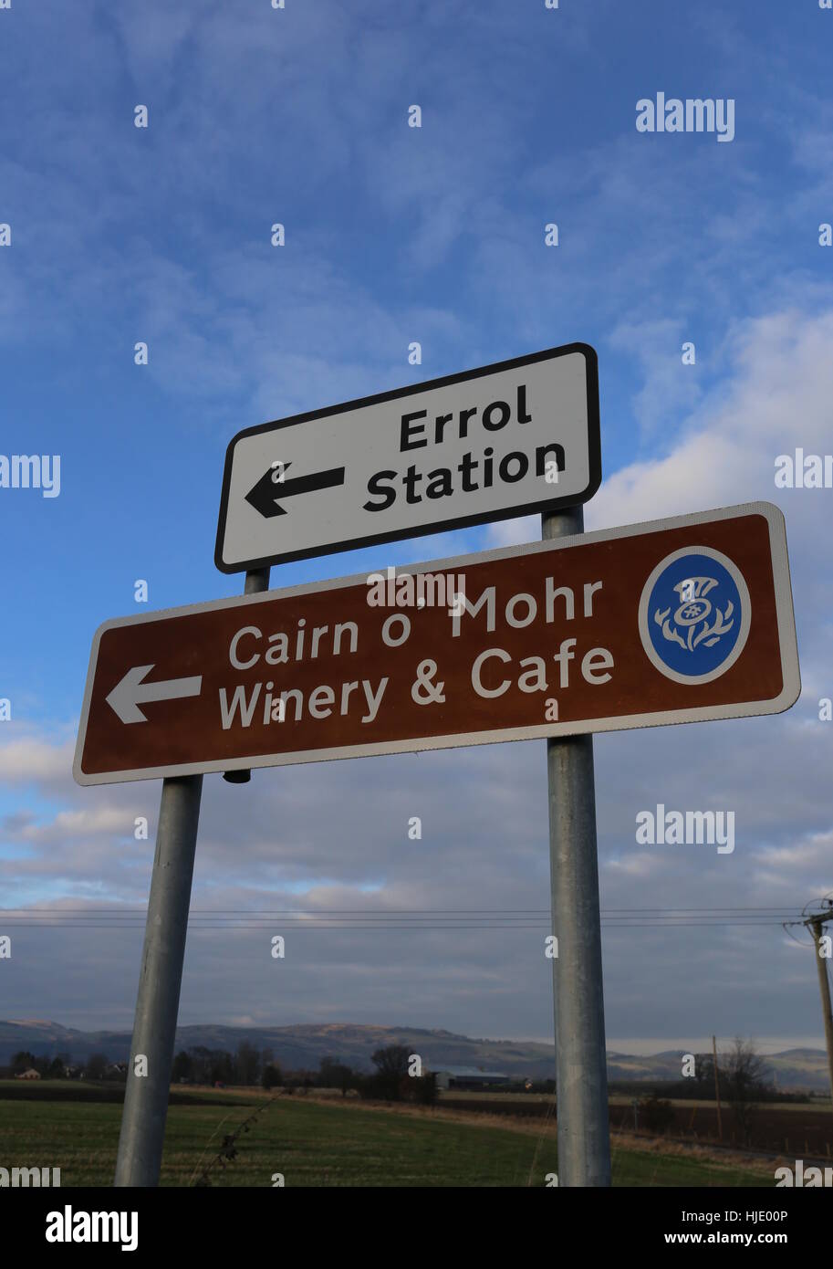 Sign for Errol Station and Cairn o'Mohr winery Scotland January 2017 Stock Photo