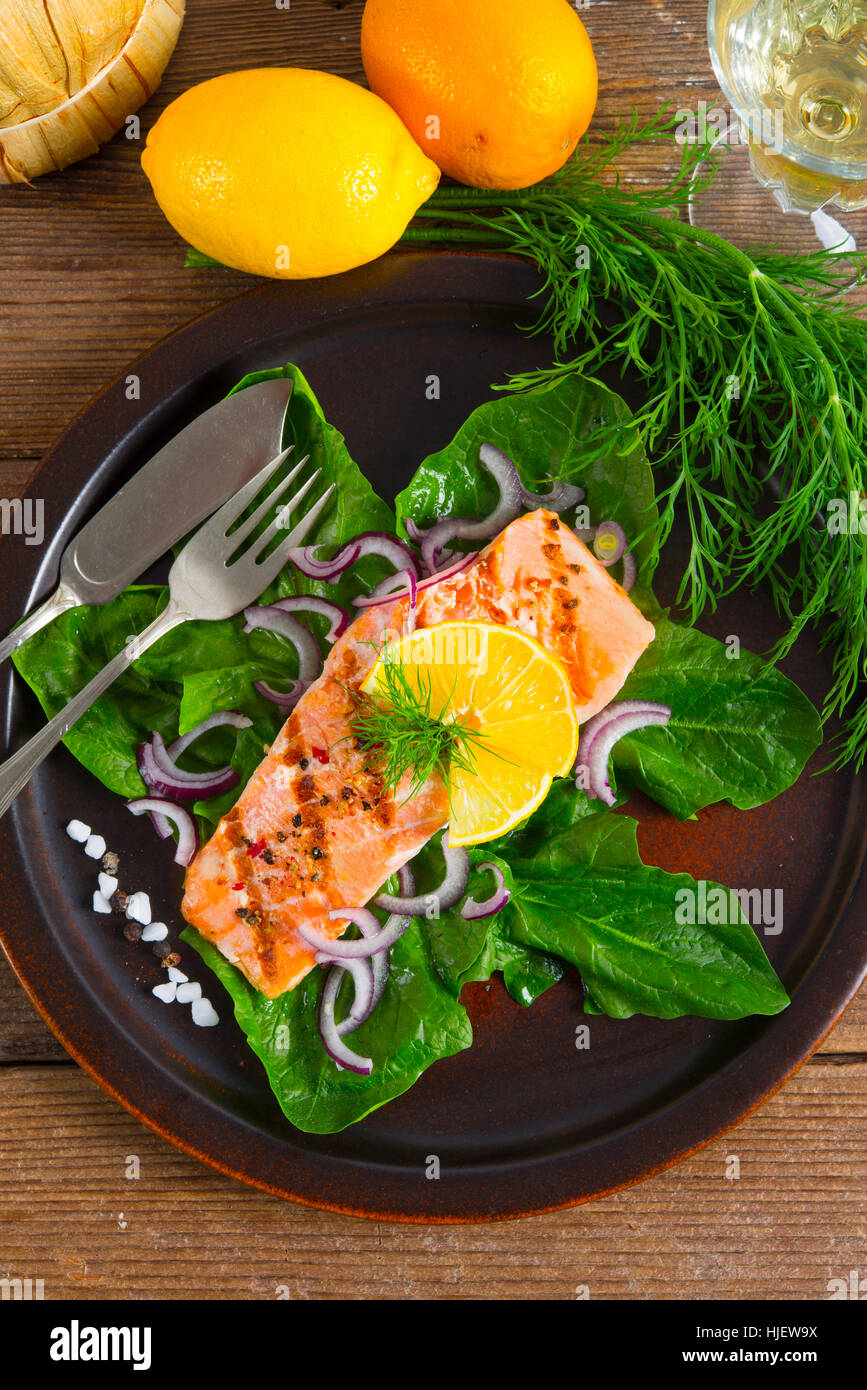 food, aliment, fish, kitchen, cuisine, seafood, salmon, spinach