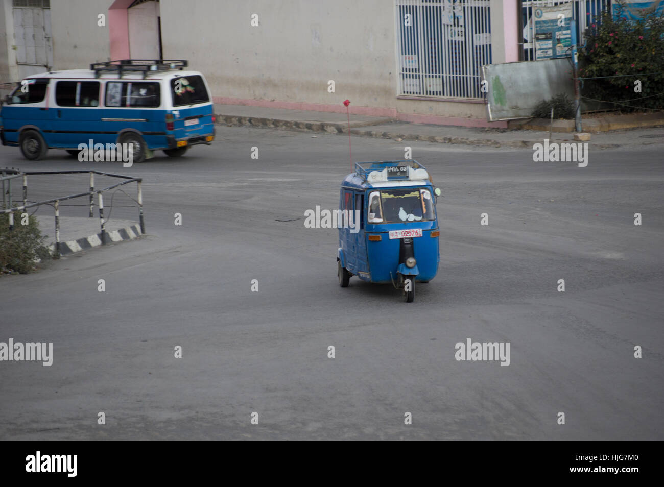 Bajaj taxi hires stock photography and images Alamy