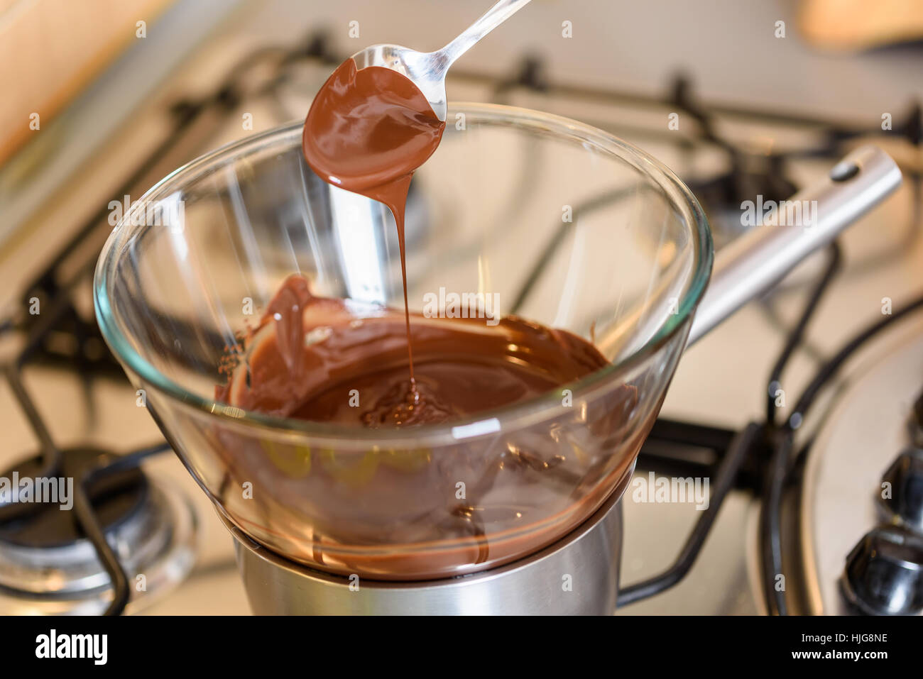 How to Melt Chocolate – Cookin' with Mima
