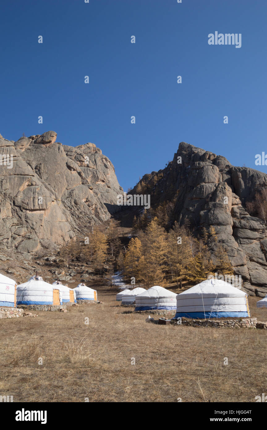 Mongolian yurt tents hi-res stock photography and images - Alamy
