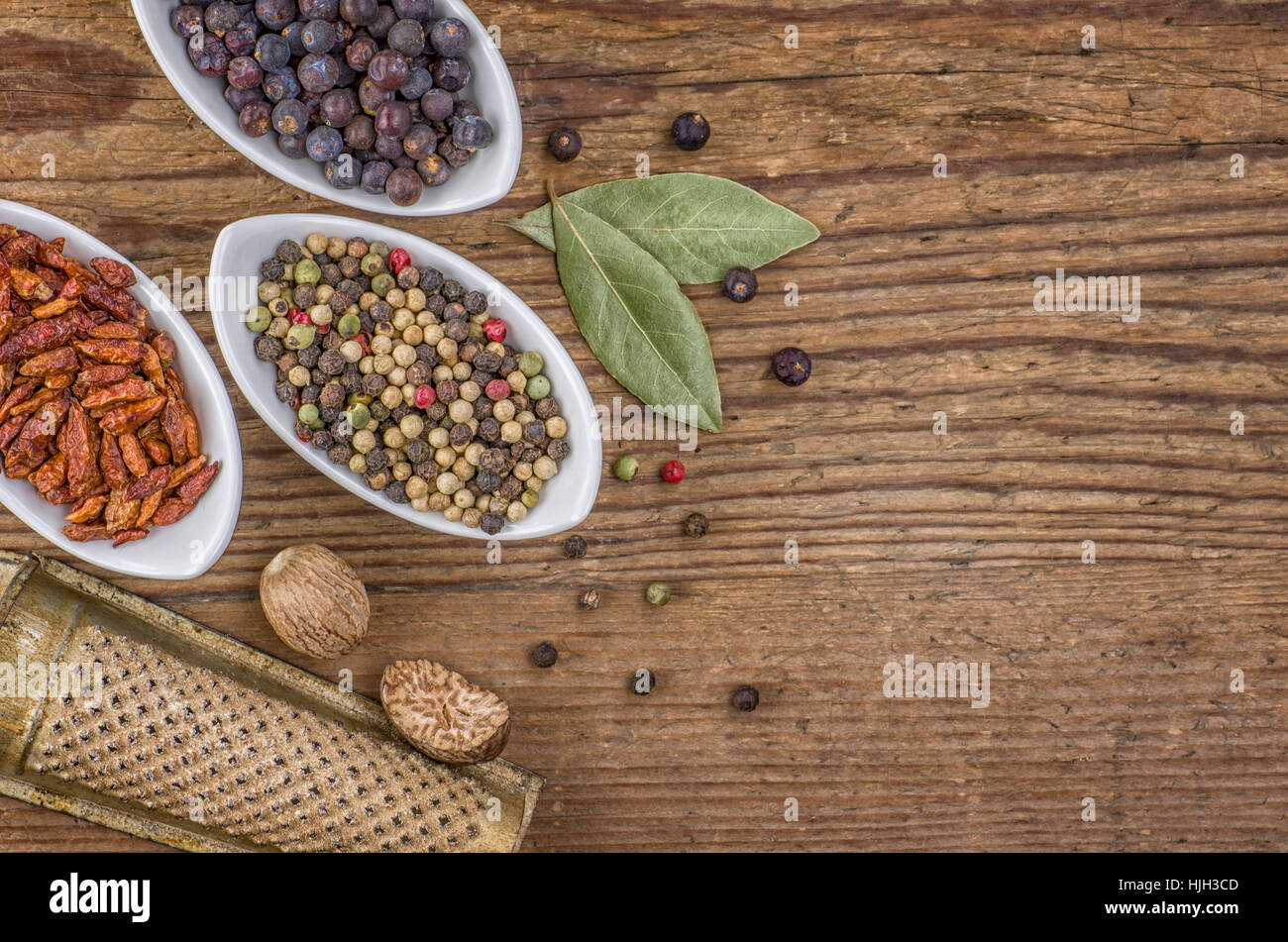 pepper, spice, spices, pinks, juniper berries, chilli, chili, food, aliment, Stock Photo