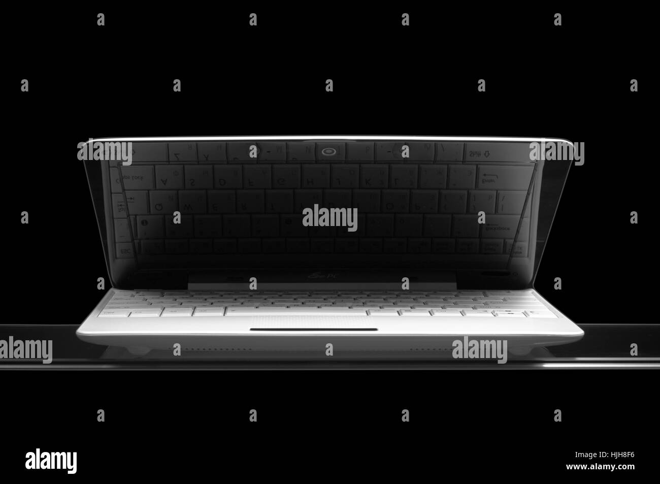 glass, chalice, tumbler, office, laptop, notebook, computers, computer