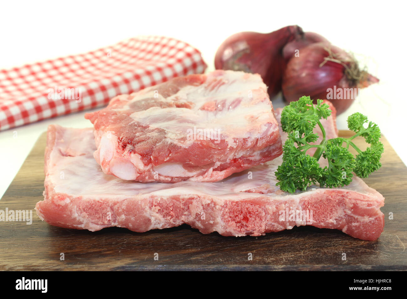 raw, pig, meat, boil, cooks, boiling, cooking, delicate, bone, raw