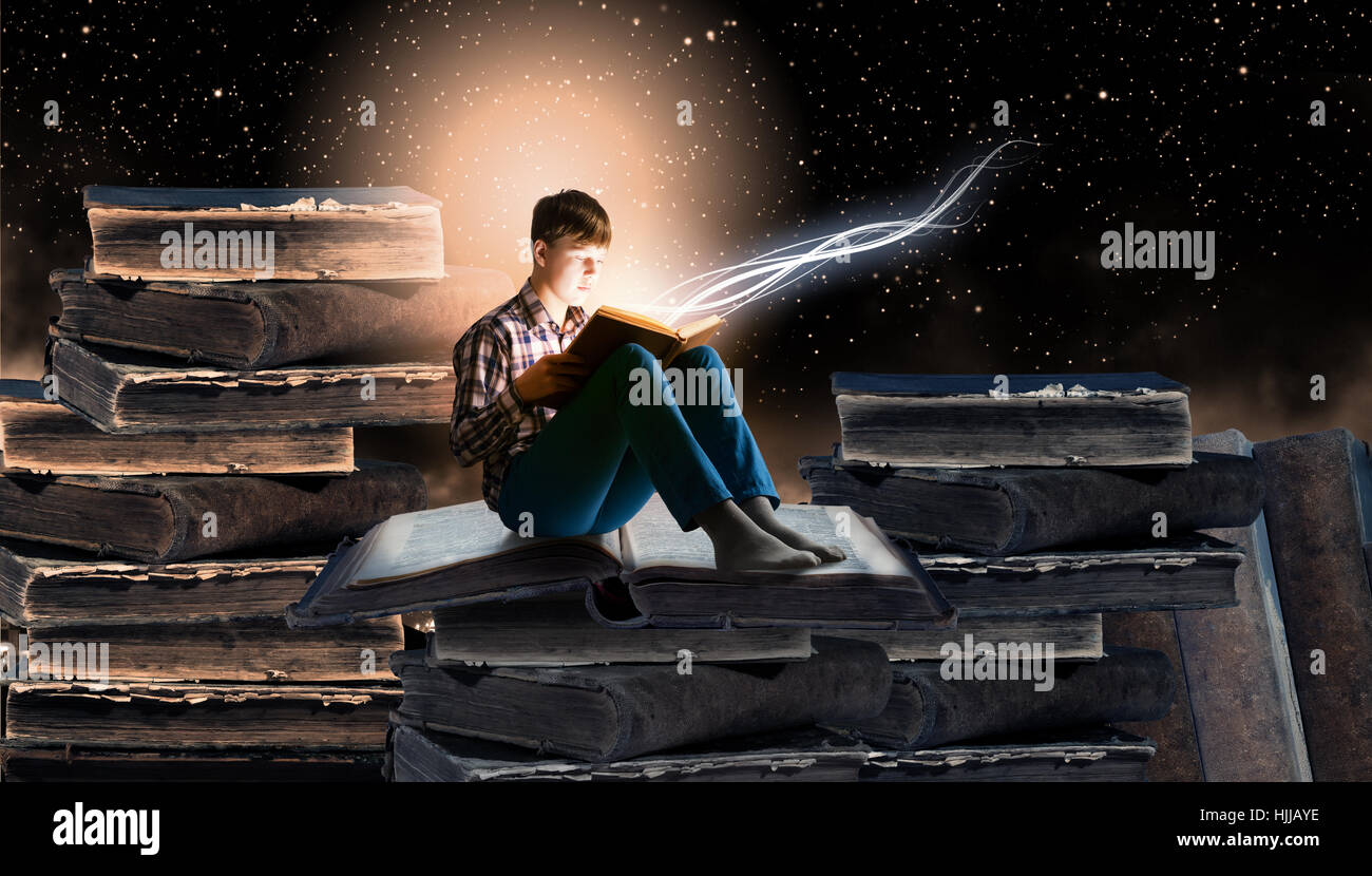 Reading Very Well Smart boy wallpaper hi-res stock photography and images - Alamy