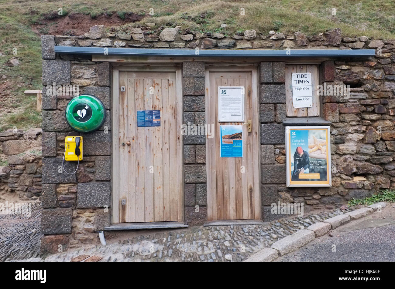 Hut at the National Trust car park at Chapel Porth in Cornwall. Stock Photo