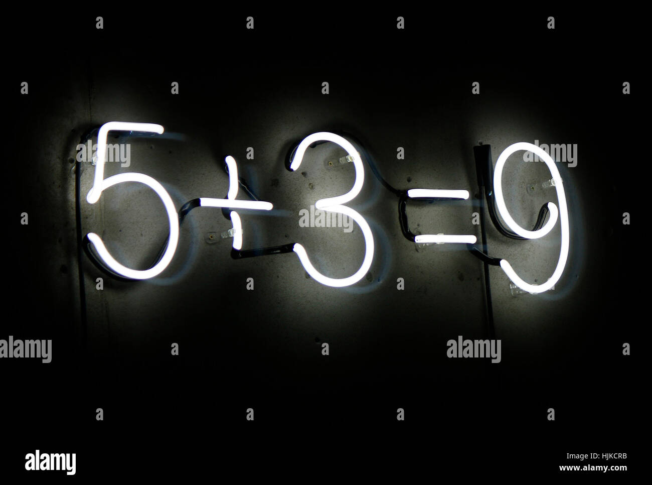 Neonschrift: "5+3=9", Berlin Stock Photo - Alamy
