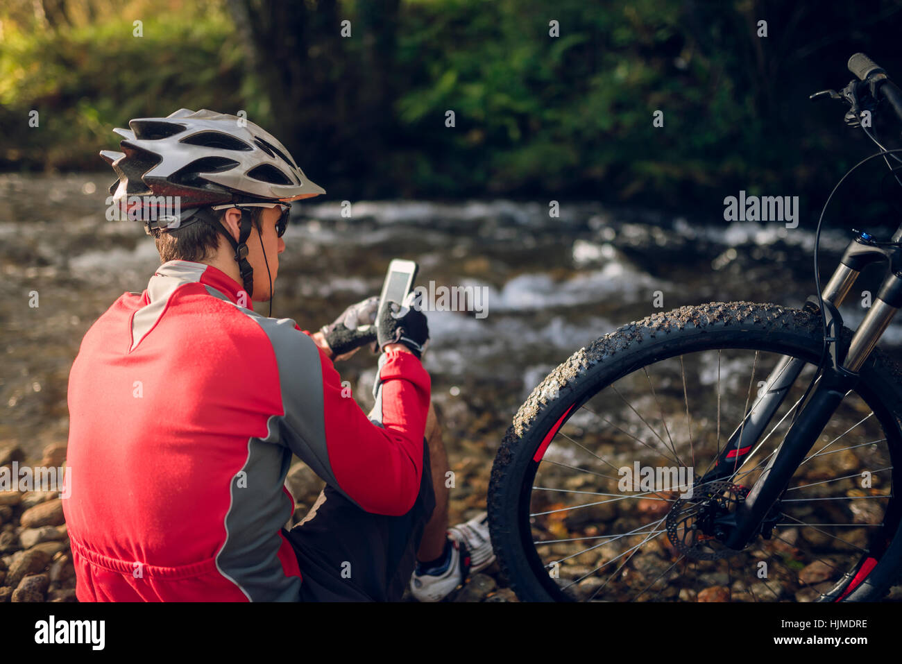 Cycling by river, reading hi-res stock photography and images - Alamy