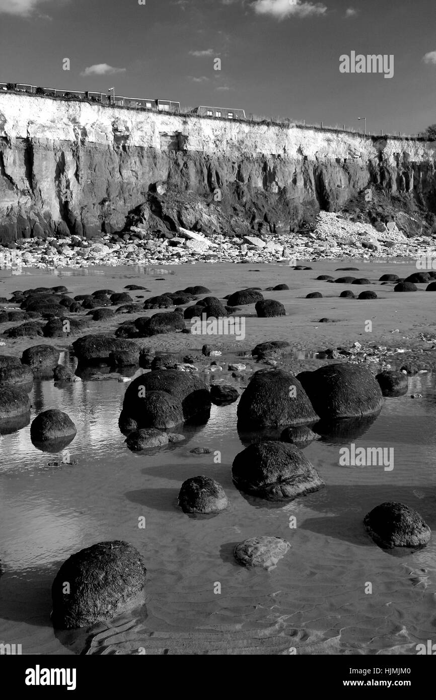 Chalk and Brownstone Cliffs, Hunstanton Beach, North Norfolk Coast, England, UK Stock Photo