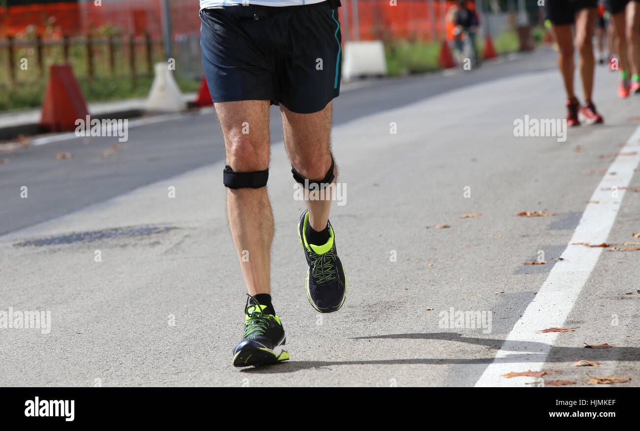 running elastic band