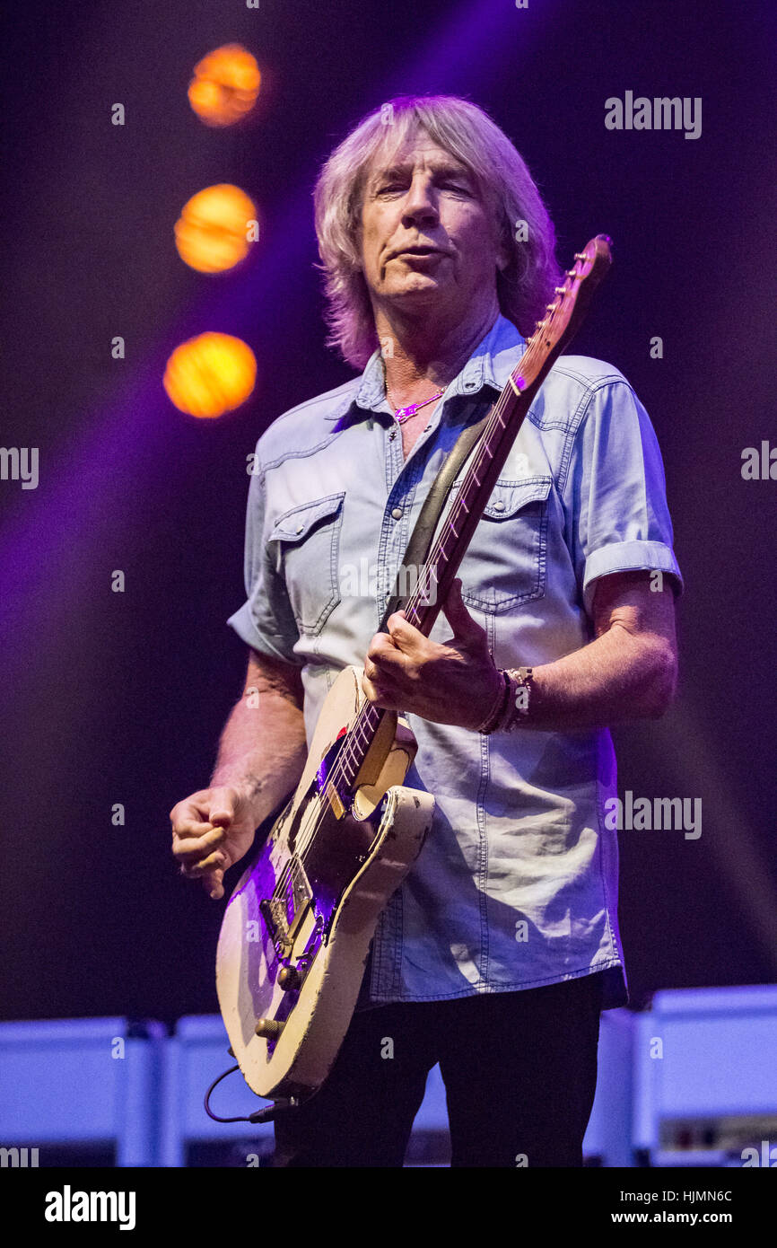 Status Quo guitarist Rick Parfitt has passed away Featuring Rick