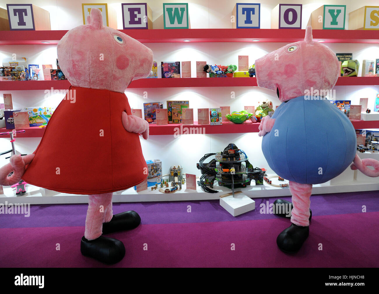 Peppa pig toy hi-res stock photography and images - Alamy