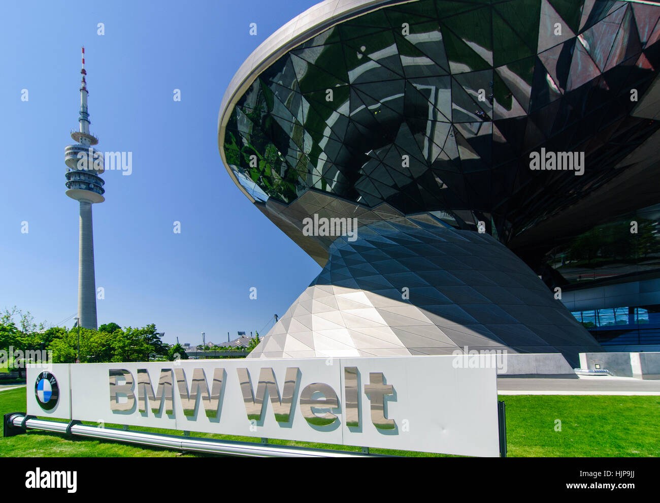 Bmw welt hi-res stock photography and images - Alamy